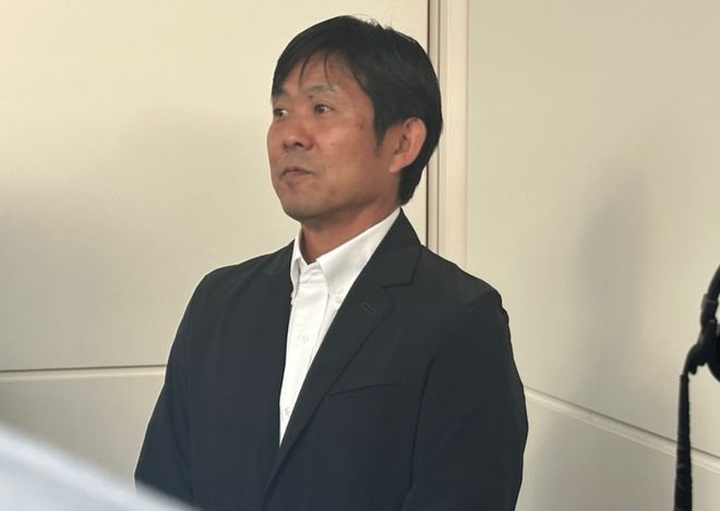 开云体育官网-托特纳姆今夜造点机会，志在亚冠名次提升，态度坚定，团队化学反应显著(季莫申科颜值巅峰)