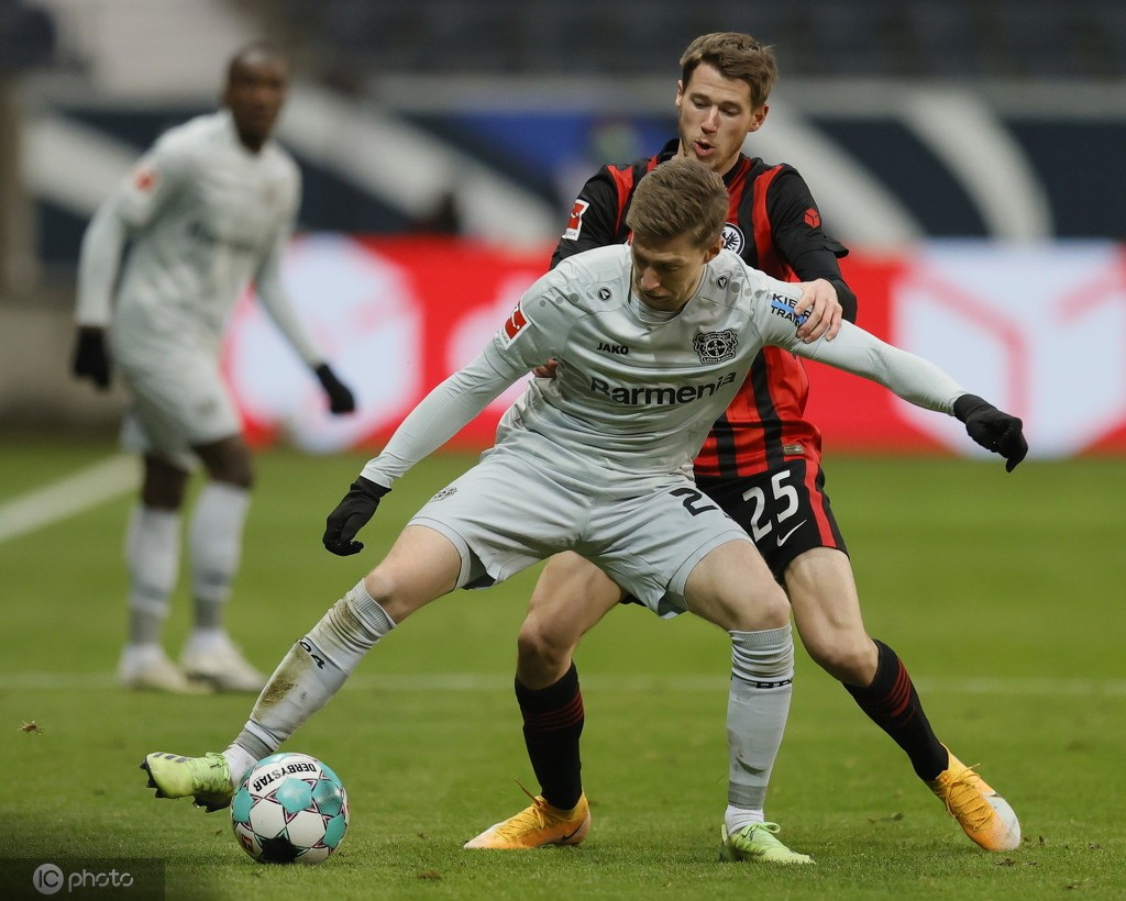 止住颓势后上扬成语